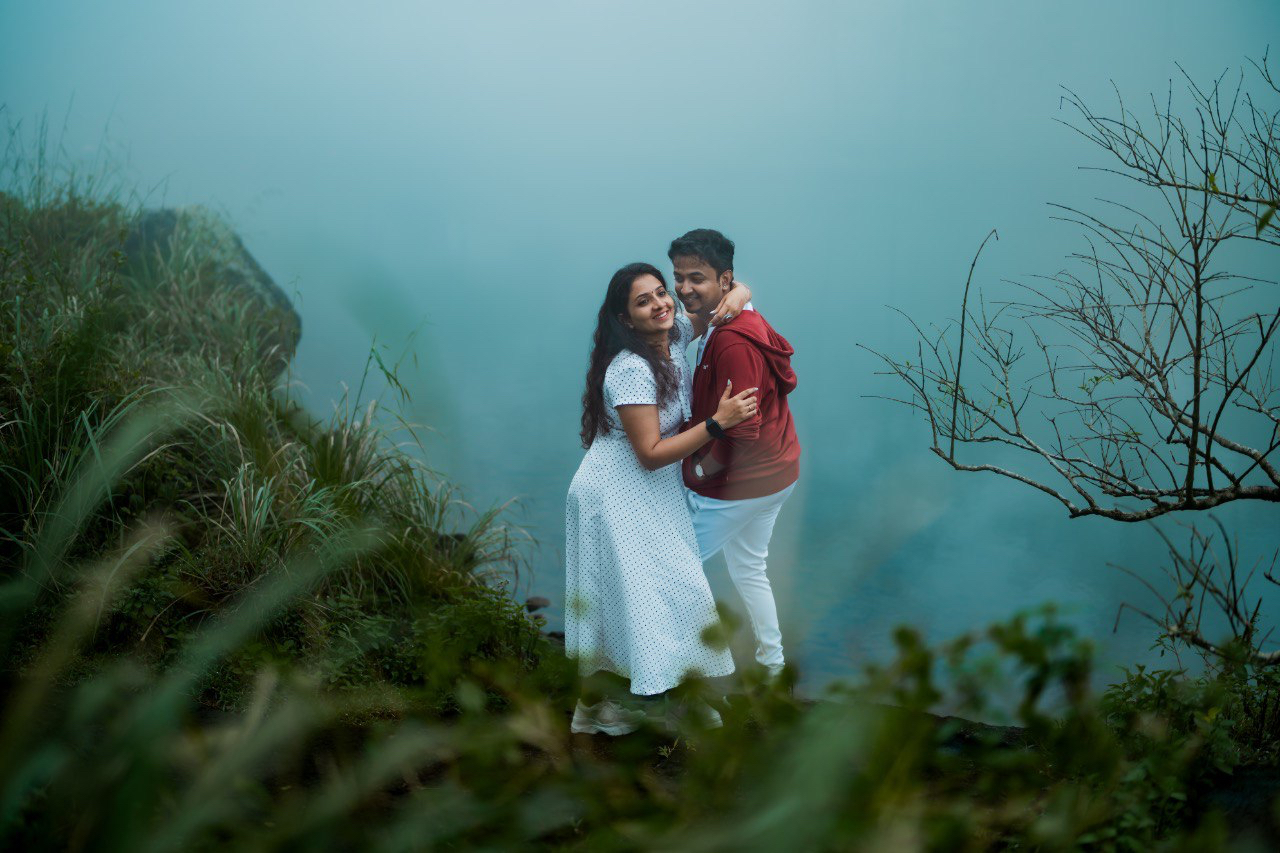 Indian wedding couple — cinematic wedding photography Chennai Pugaippadam